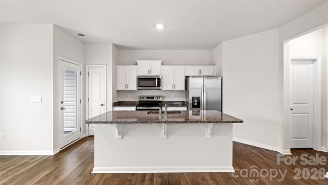 13 Caroline Valley Lane, Hendersonville, NC 28792