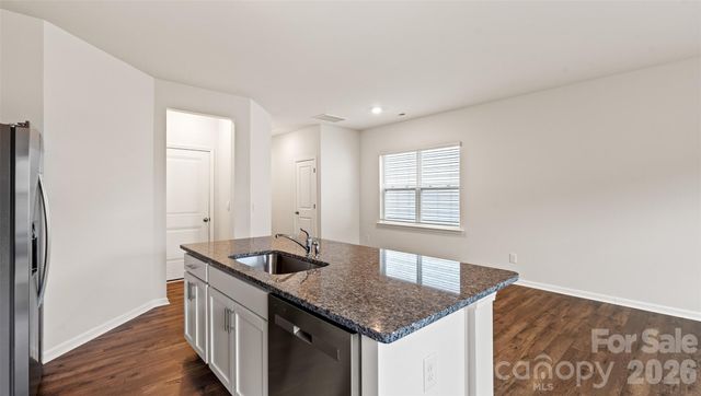 13 Caroline Valley Lane, Hendersonville, NC 28792