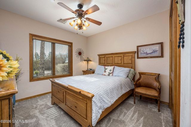 4010 Desert Broom Court, Las Cruces, NM 88011