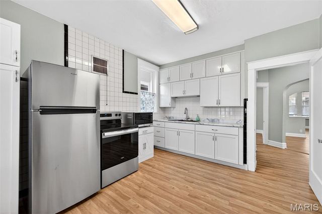 6049 Wanda Avenue, St Louis, MO 63116