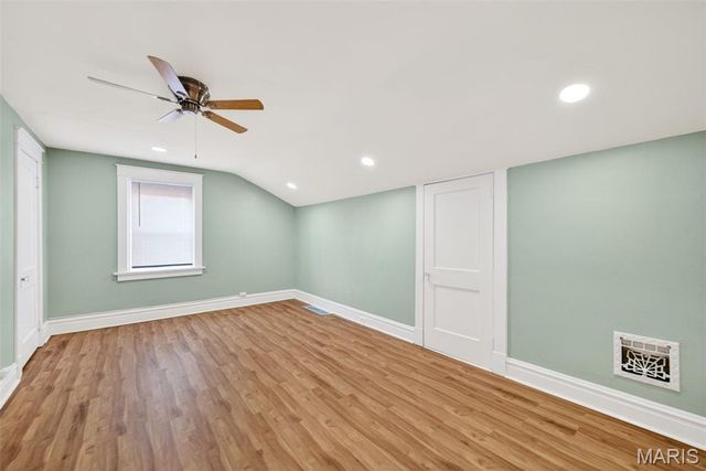 6049 Wanda Avenue, St Louis, MO 63116