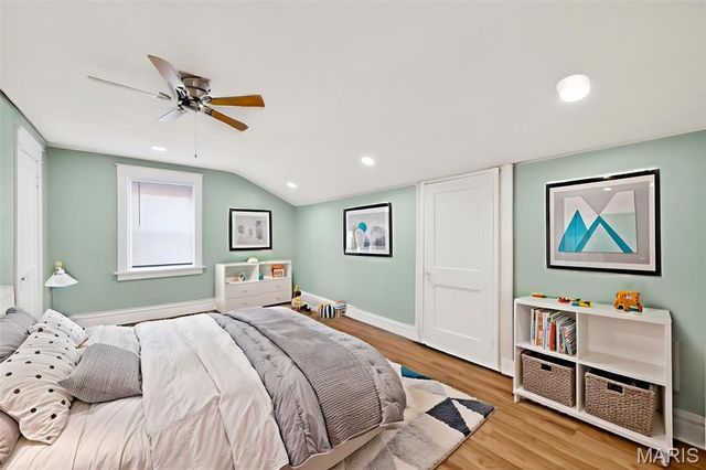 6049 Wanda Avenue, St Louis, MO 63116