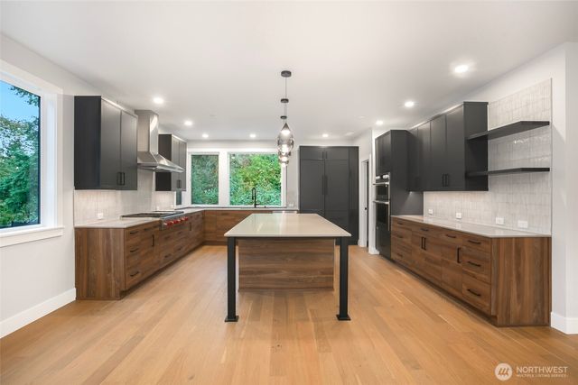 13032 SE 19th Court, Bellevue, WA 98005