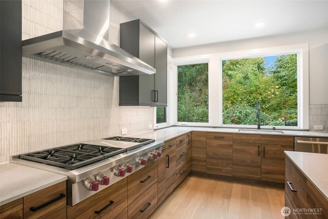 13032 SE 19th Court, Bellevue, WA 98005