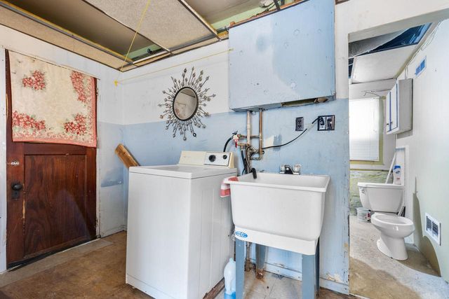 2435 S 12th STREET, Milwaukee, WI 53215