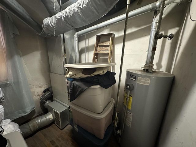 2435 S 12th STREET, Milwaukee, WI 53215