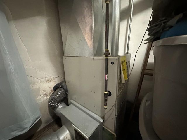 2435 S 12th STREET, Milwaukee, WI 53215