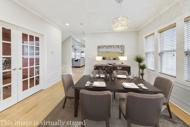 1716 W Beverly Glen Parkway, Chicago, IL 60643