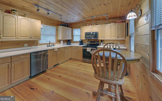 1055 Wolfpen Trail, Ellijay, GA 30536