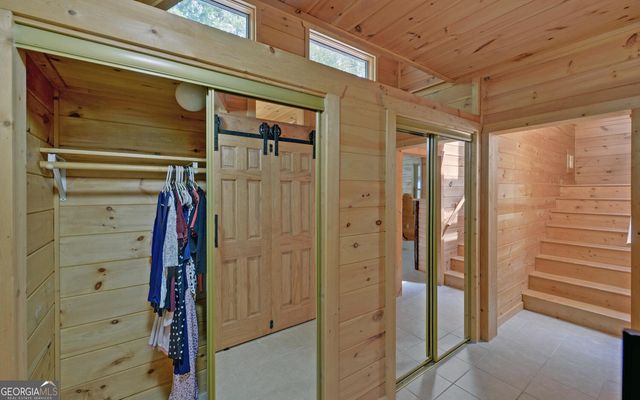 1055 Wolfpen Trail, Ellijay, GA 30536