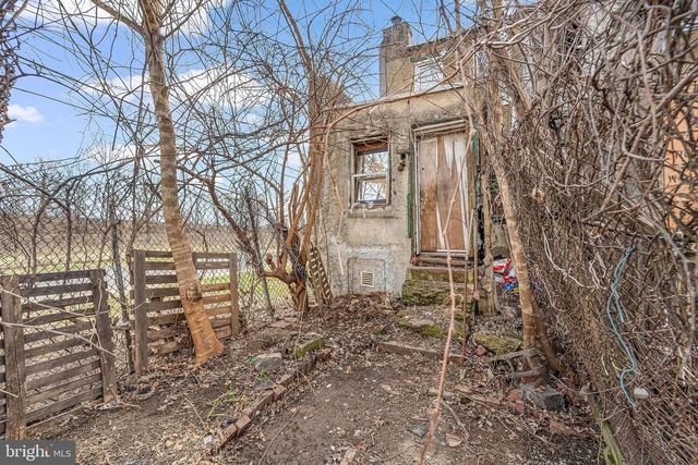 839 SPRUCE ST, Camden, NJ 08103