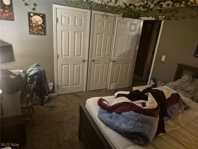 699 Irving Park Boulevard, Sheffield Lake, OH 44054