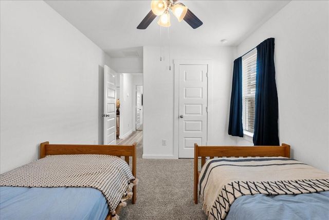 9422 Madison Avenue, Texas City, TX 77591