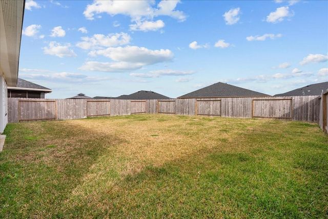 9422 Madison Avenue, Texas City, TX 77591