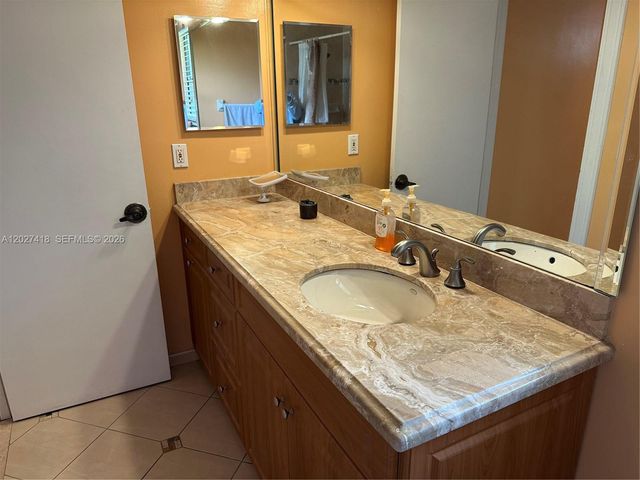 10711 SW 116th Avenue, Miami, FL 33176
