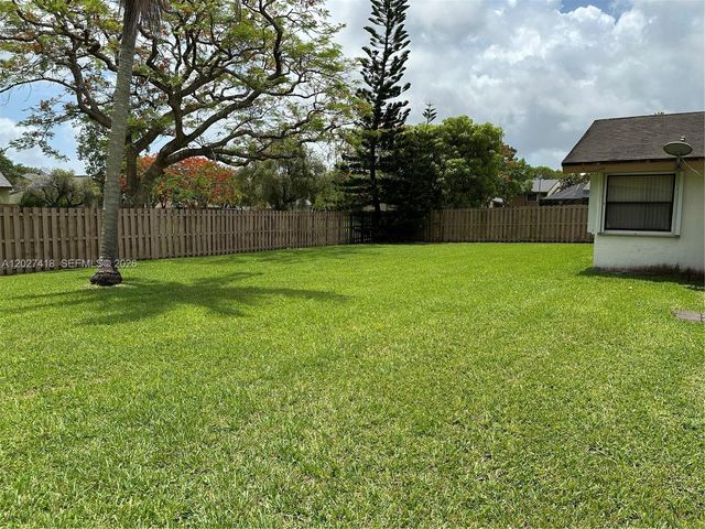 10711 SW 116th Avenue, Miami, FL 33176