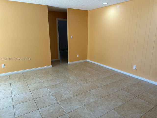10711 SW 116th Avenue, Miami, FL 33176