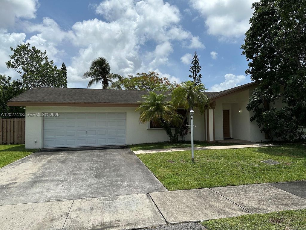 10711 SW 116th Avenue, Miami, FL 33176