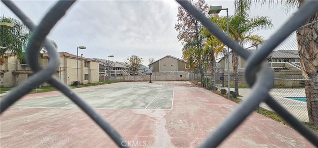 936 Fairway 23, Colton, CA 92324