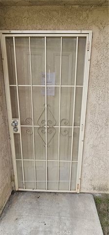 936 Fairway 23, Colton, CA 92324