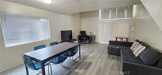 936 Fairway 23, Colton, CA 92324