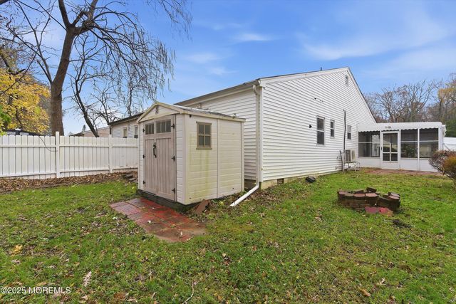 2531 Lexington Court, Jackson, NJ 08527