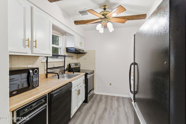 2531 Lexington Court, Jackson, NJ 08527