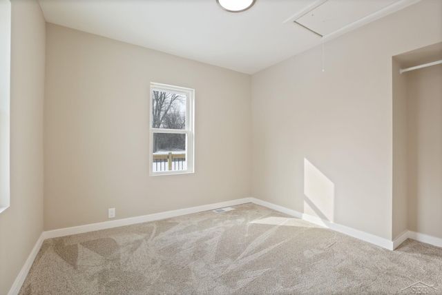 39 Spruce Ridge Drive, Bay City, MI 48706