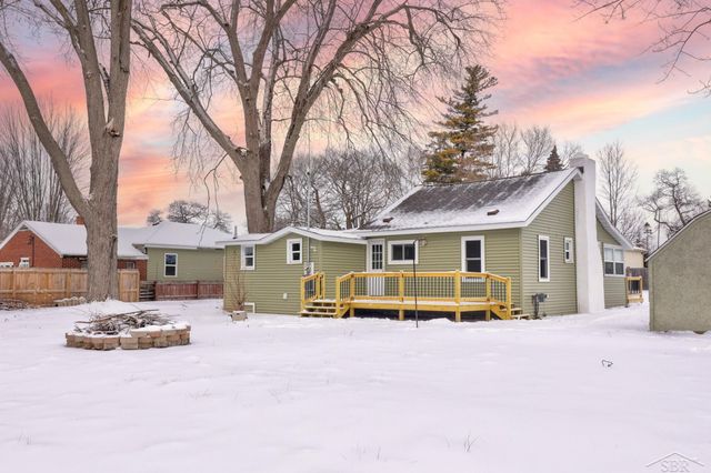 39 Spruce Ridge Drive, Bay City, MI 48706