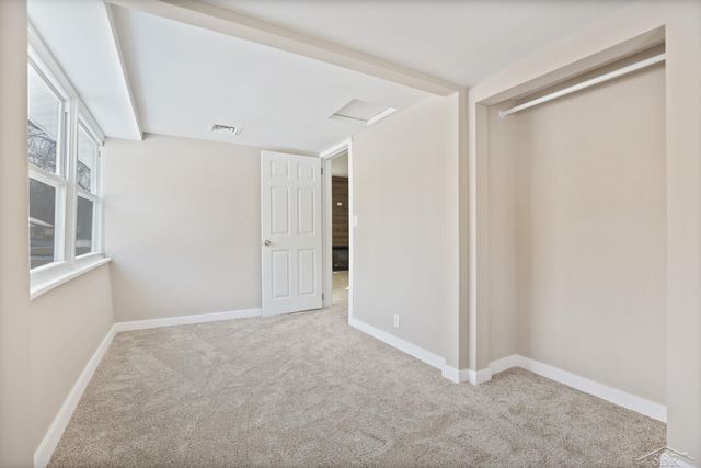 39 Spruce Ridge Drive, Bay City, MI 48706