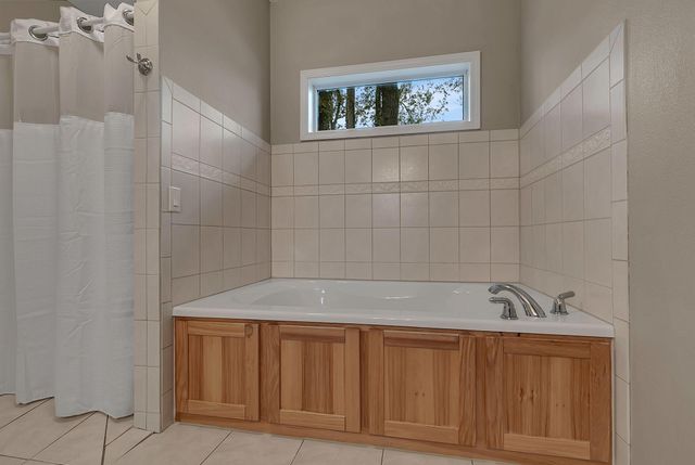 6536 Kenwood Road, Saint Cloud, MN 56303