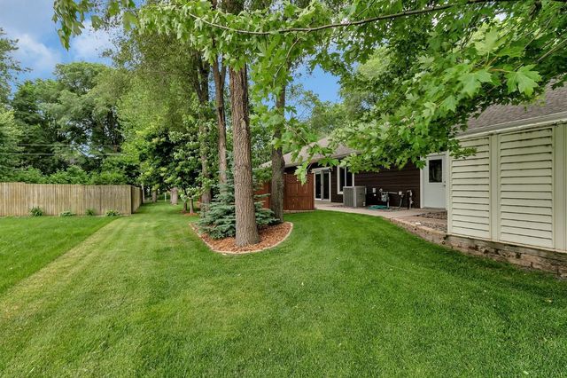 6536 Kenwood Road, Saint Cloud, MN 56303