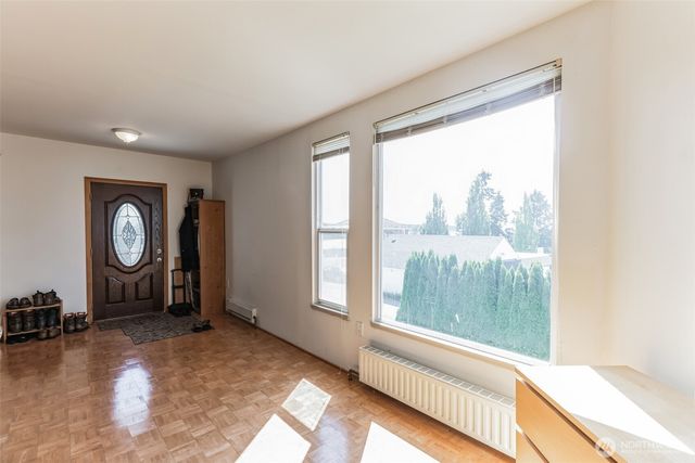 253 Clark Street, Blaine, WA 98230