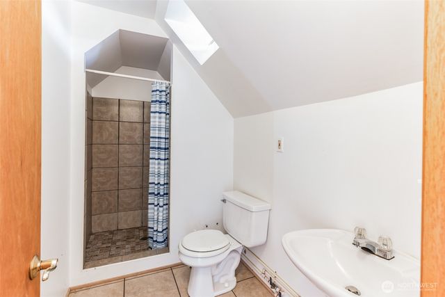 253 Clark Street, Blaine, WA 98230