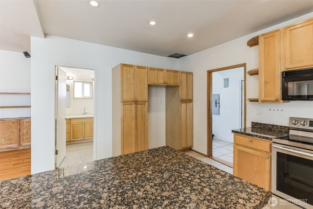 253 Clark Street, Blaine, WA 98230