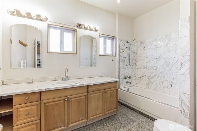 253 Clark Street, Blaine, WA 98230