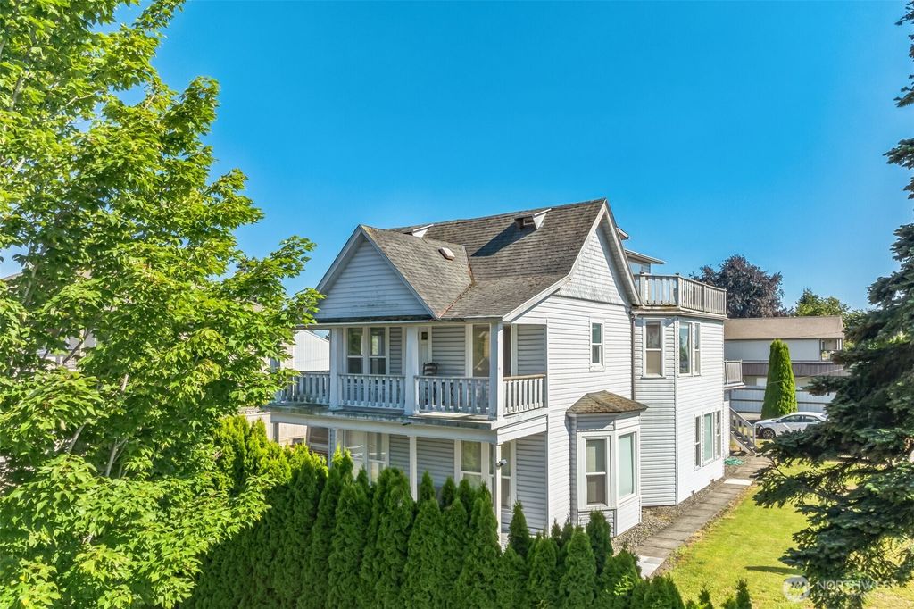 253 Clark Street, Blaine, WA 98230