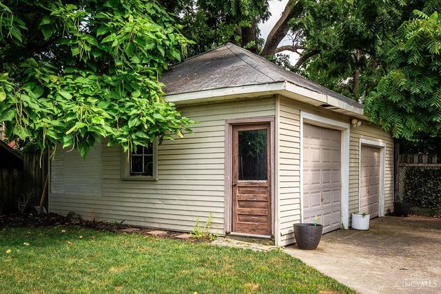 3923 S Madison Avenue, Norwood, OH 45212