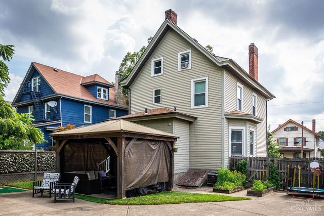 3923 S Madison Avenue, Norwood, OH 45212