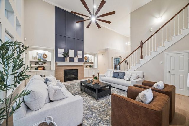 8826 Crown Jewel Drive, Richmond, TX 77469
