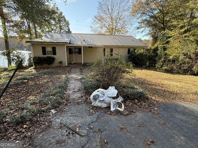 90 Waters Bridge Circle, Covington, GA 30014