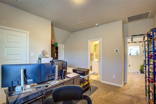 3916 Ford Drive, Heartland, TX 75126