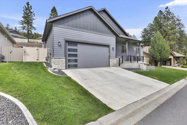 8609 E Hazelwood Ln, Spokane, WA 99212