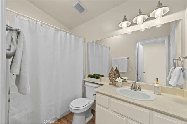 824 N Pasadena Avenue 31, Azusa, CA 91702