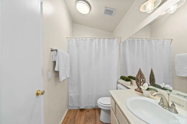 824 N Pasadena Avenue 31, Azusa, CA 91702