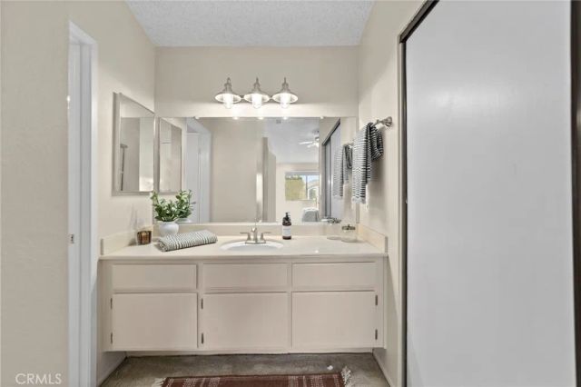 824 N Pasadena Avenue 31, Azusa, CA 91702