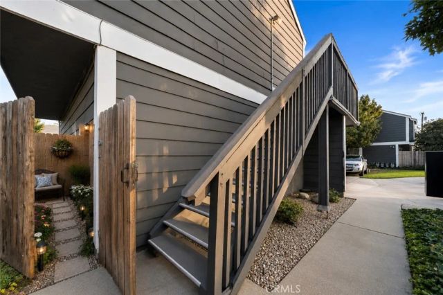 824 N Pasadena Avenue 31, Azusa, CA 91702
