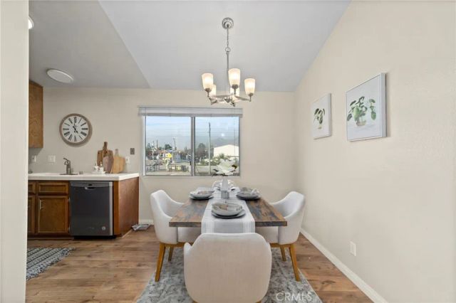 824 N Pasadena Avenue 31, Azusa, CA 91702