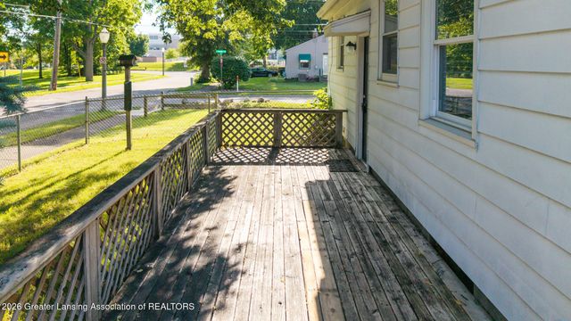 2711 Forest Avenue, Lansing, MI 48910