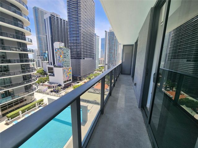 55 SW 9th St 1402, Miami, FL 33130